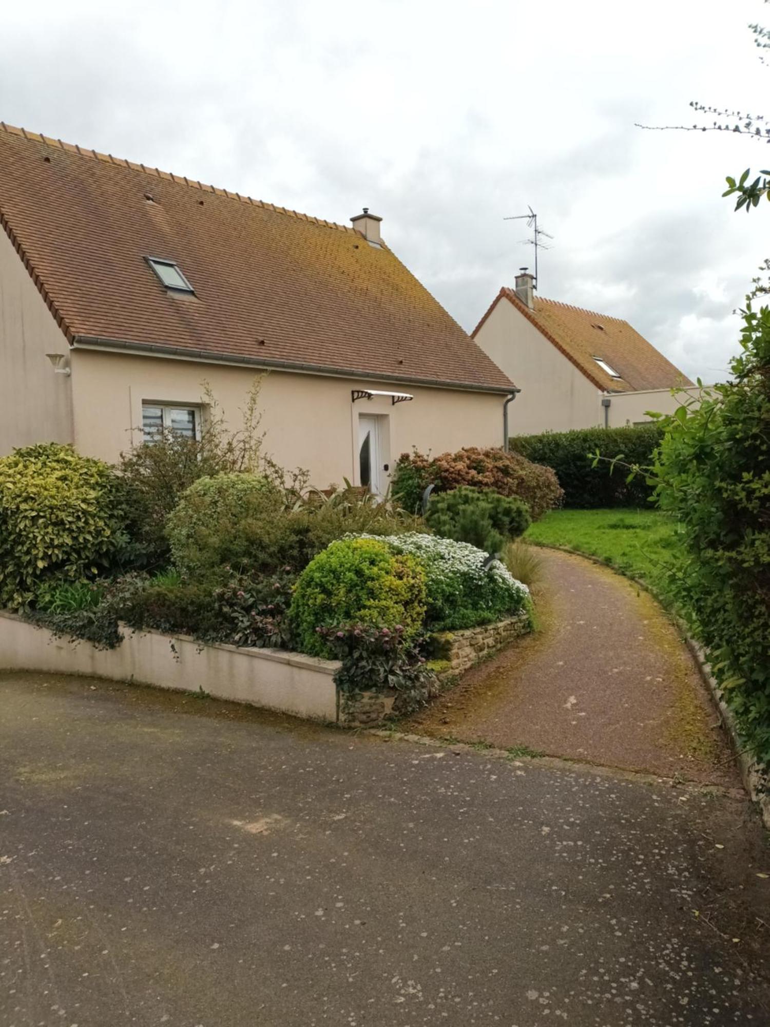Appartement Tout Confort Le Fresne-Camilly Kültér fotó